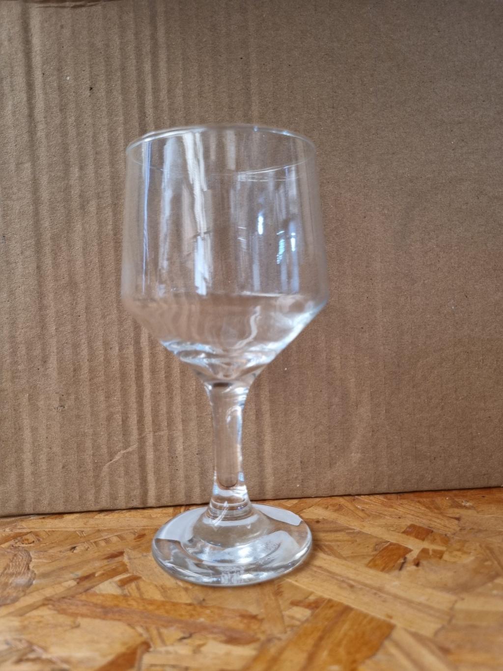 Taça de vidro para vinho