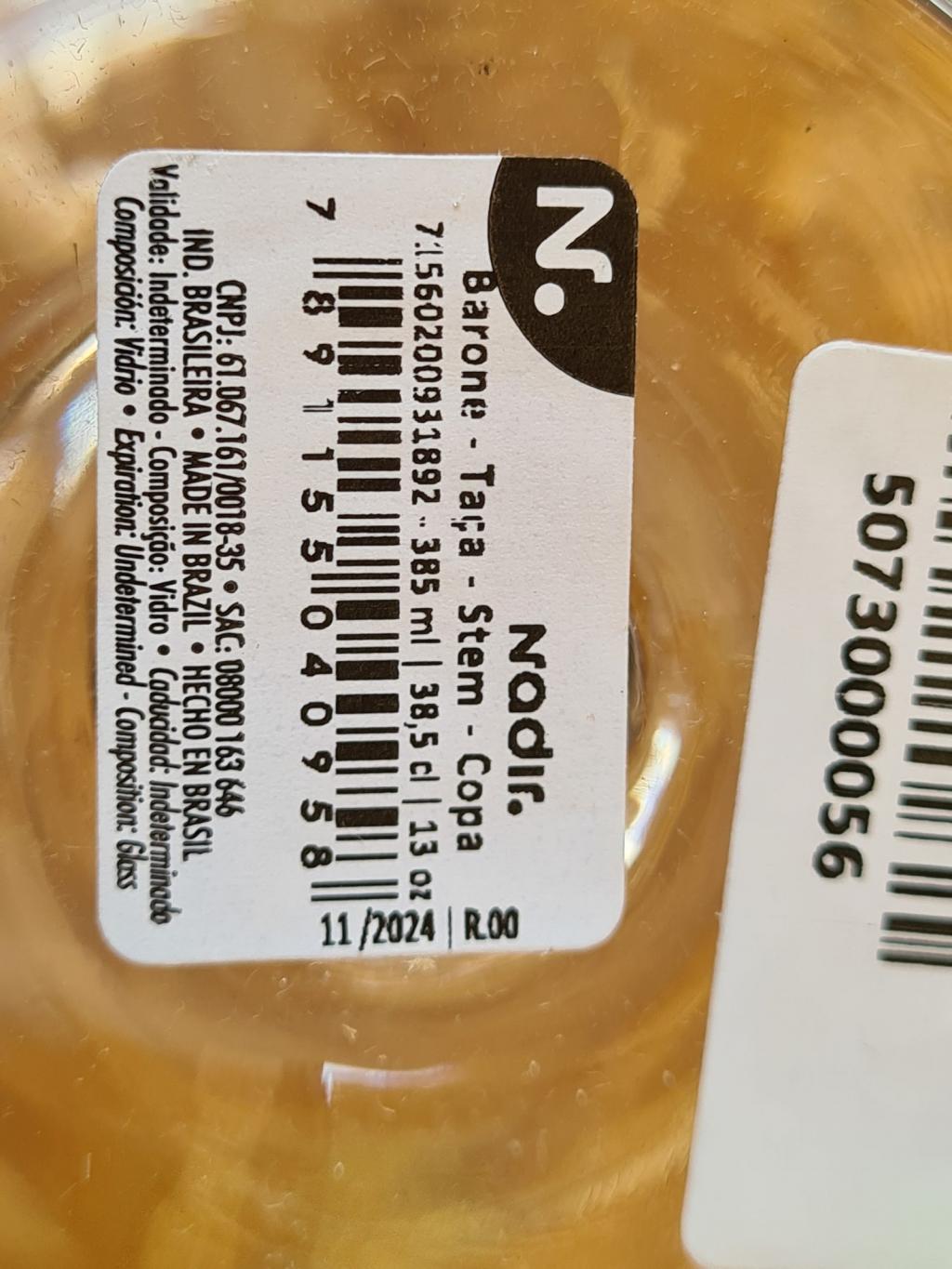 Taça de vidro para vinho