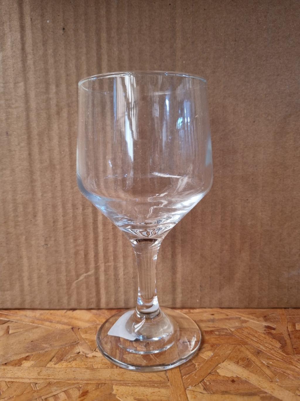Taça de vidro para vinho