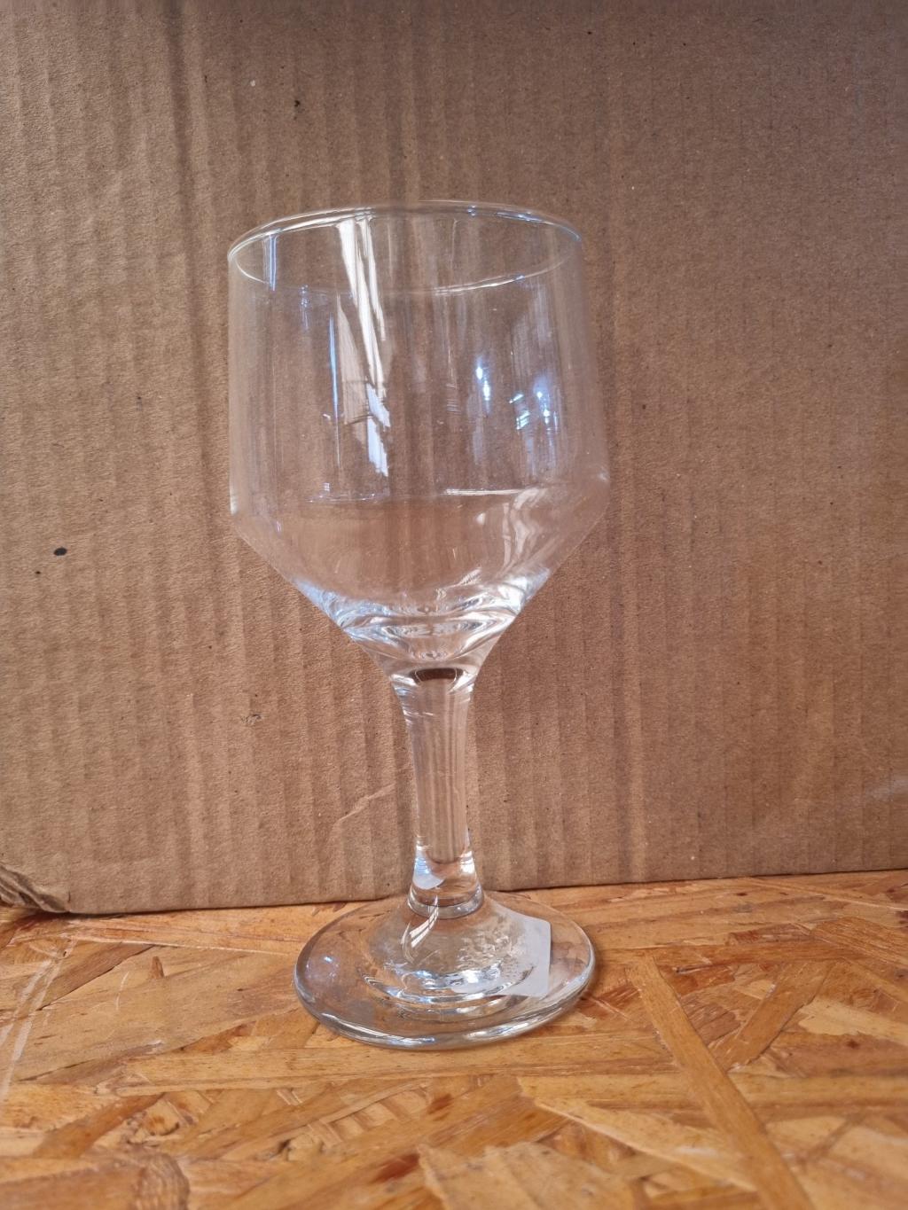 Taça de vidro para vinho