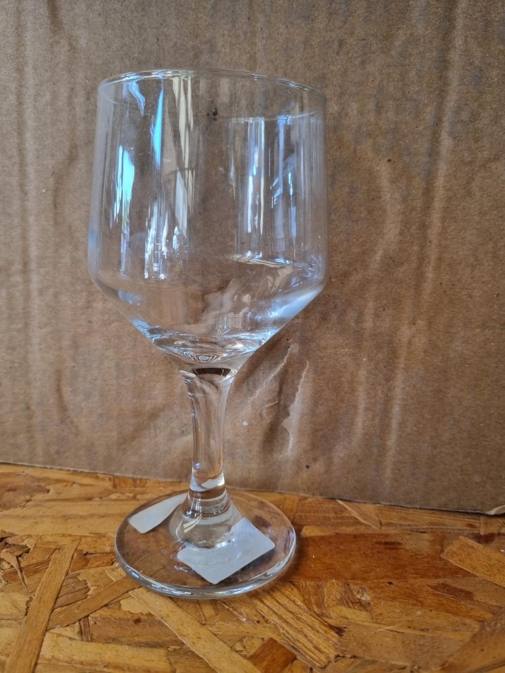 Taça de vidro para vinho