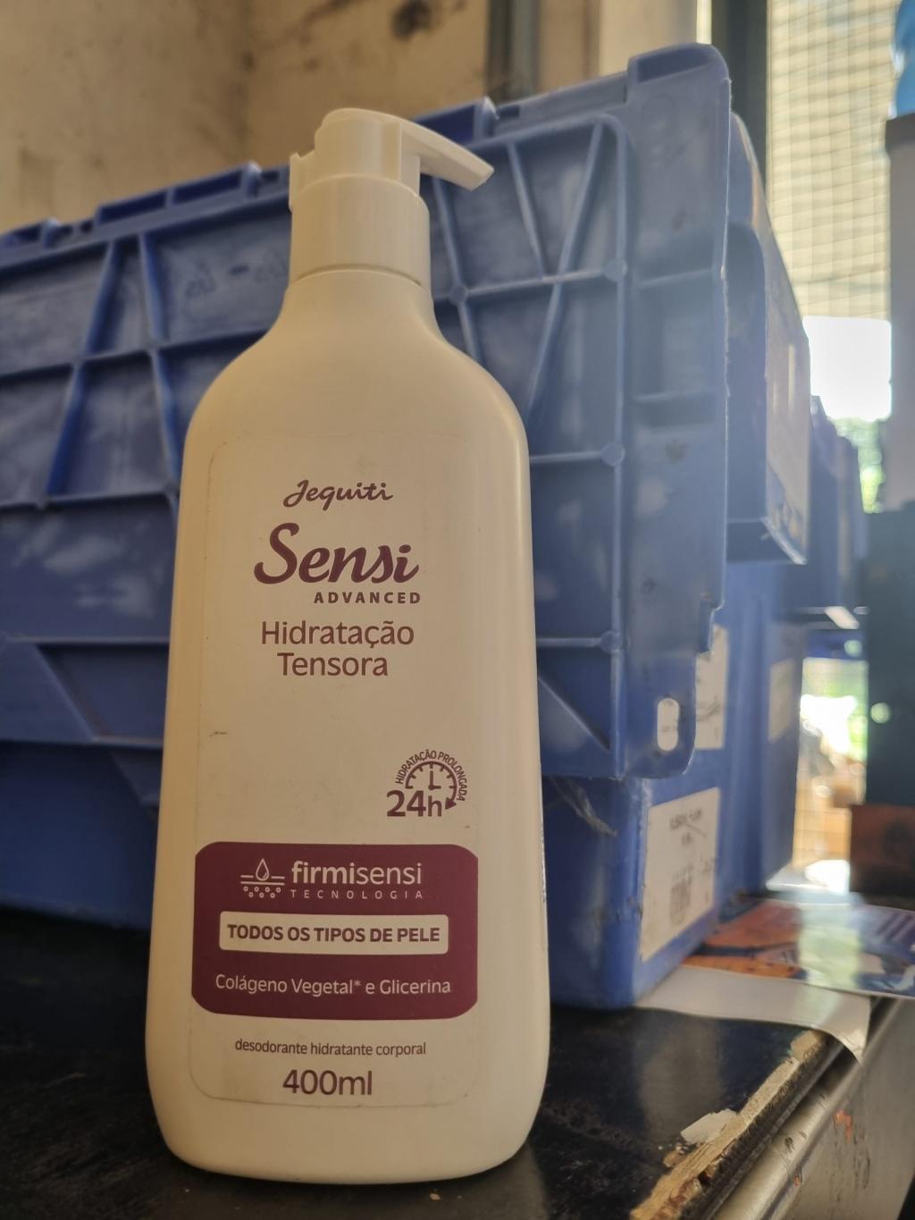 Desodorante hidratante corporal Sensi Hidratação Nutritiva