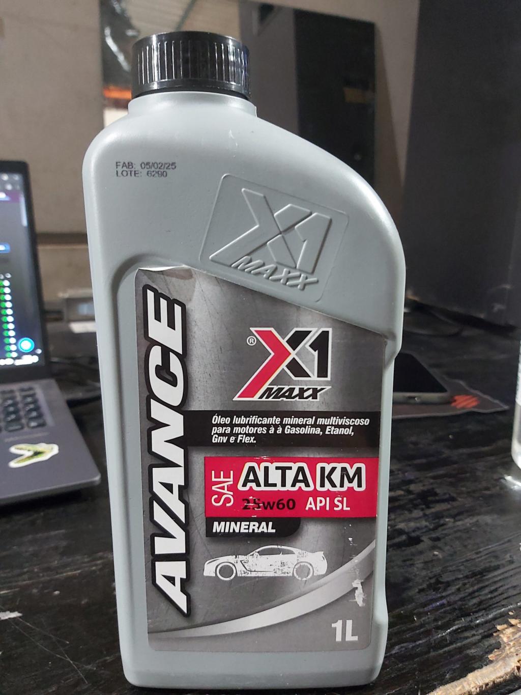 Óleo lubrificante mineral multiviscoso para motores