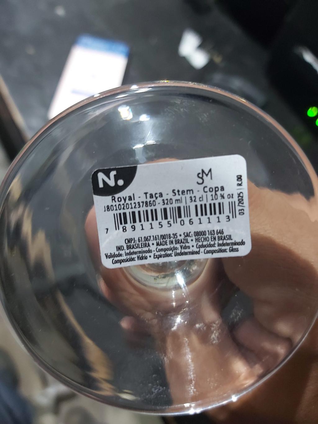 Taça de vidro para bebidas