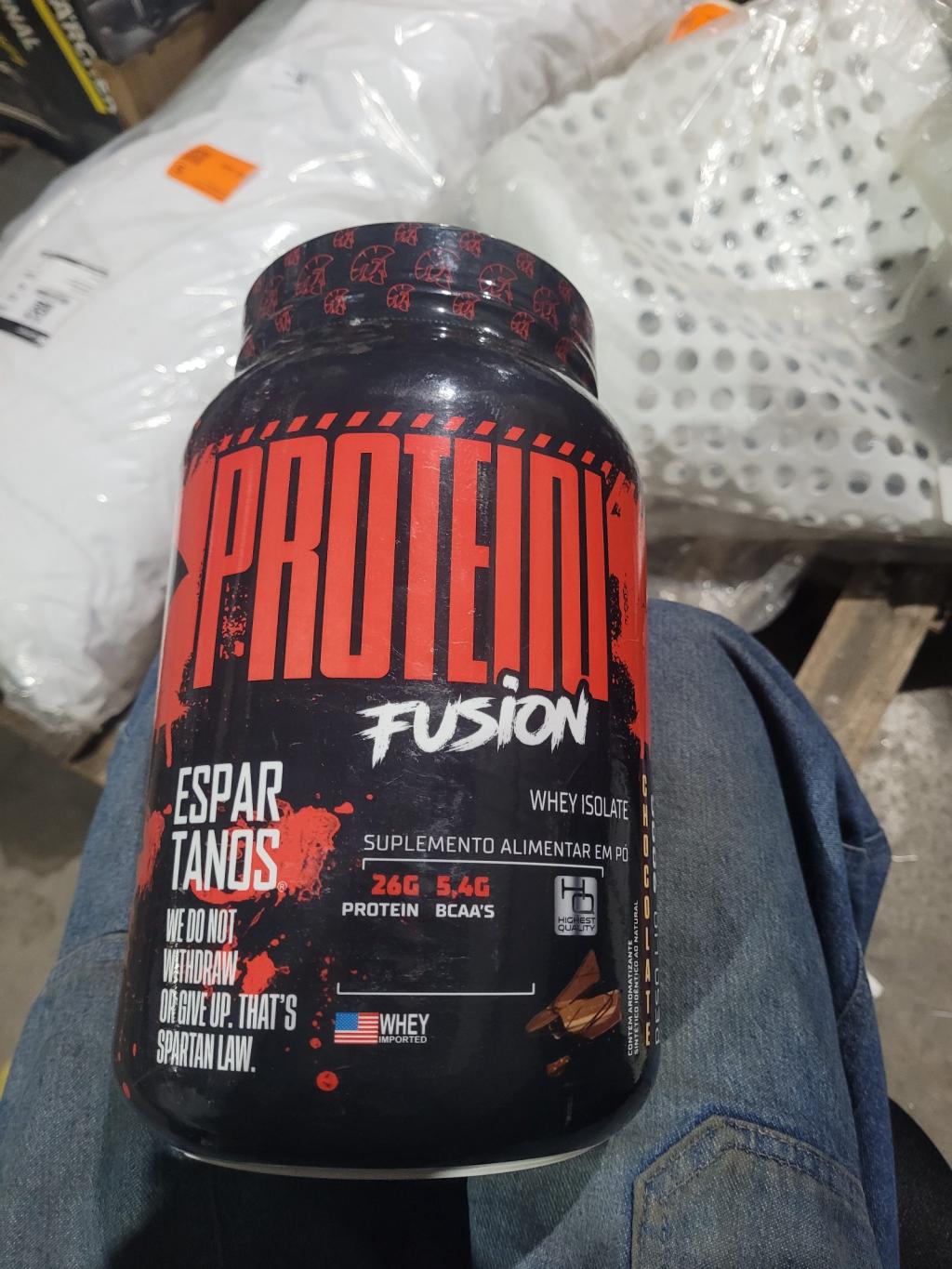 Suplemento alimentar em pó Whey Protein Fusion sabor chocolate