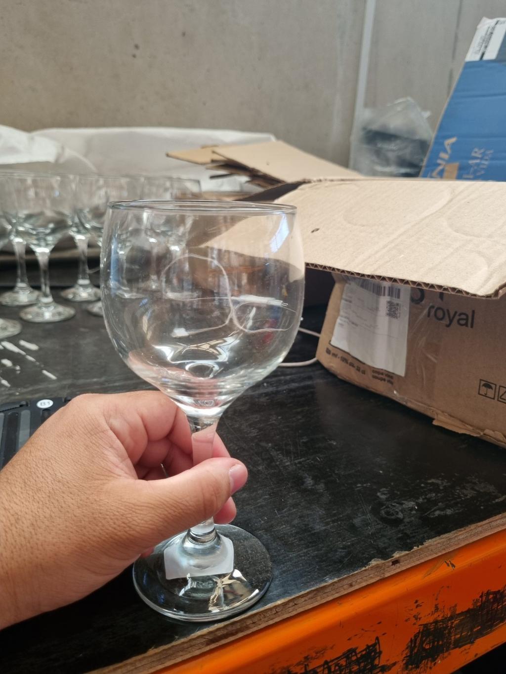 Taça de vidro para vinho