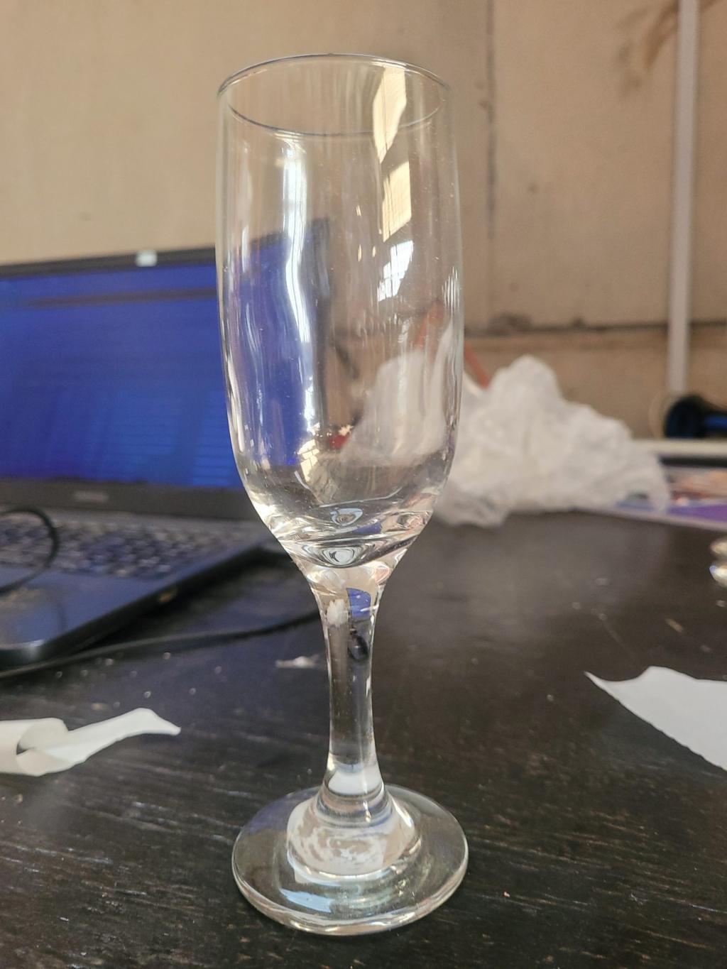 Taça de vidro para bebidas