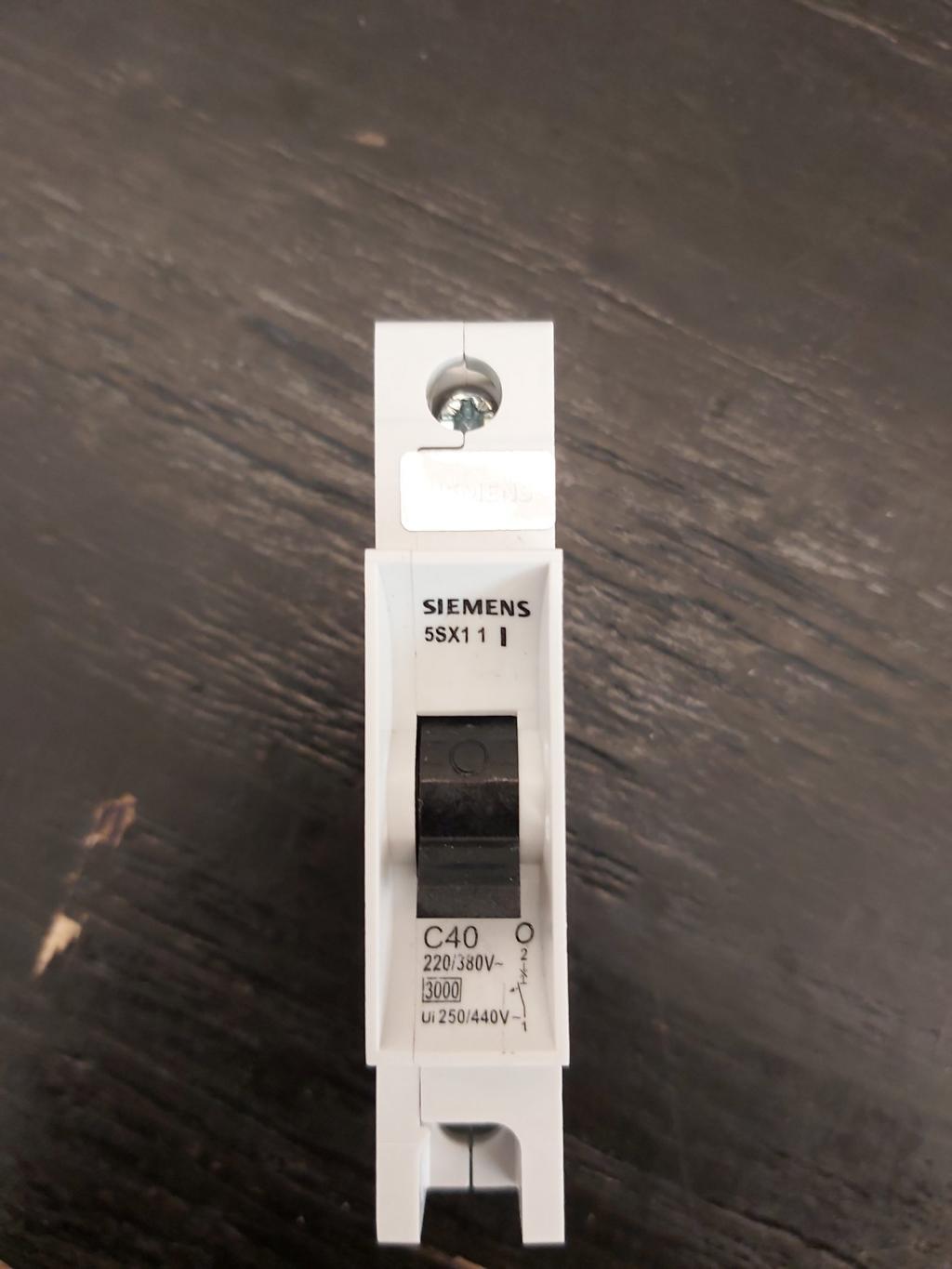 Disjuntor Siemens 5SX11 C40