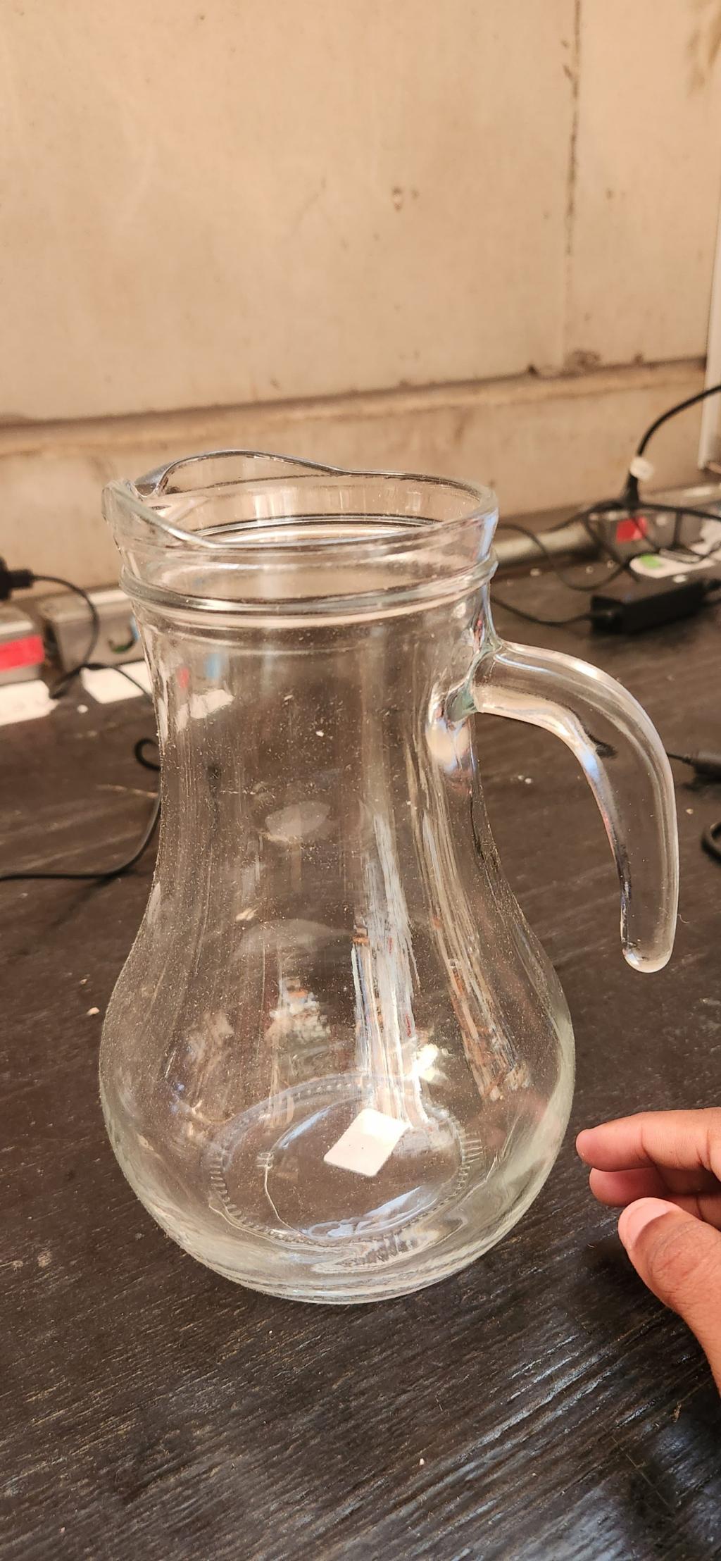 Jarra de vidro borossilicato com tampa
