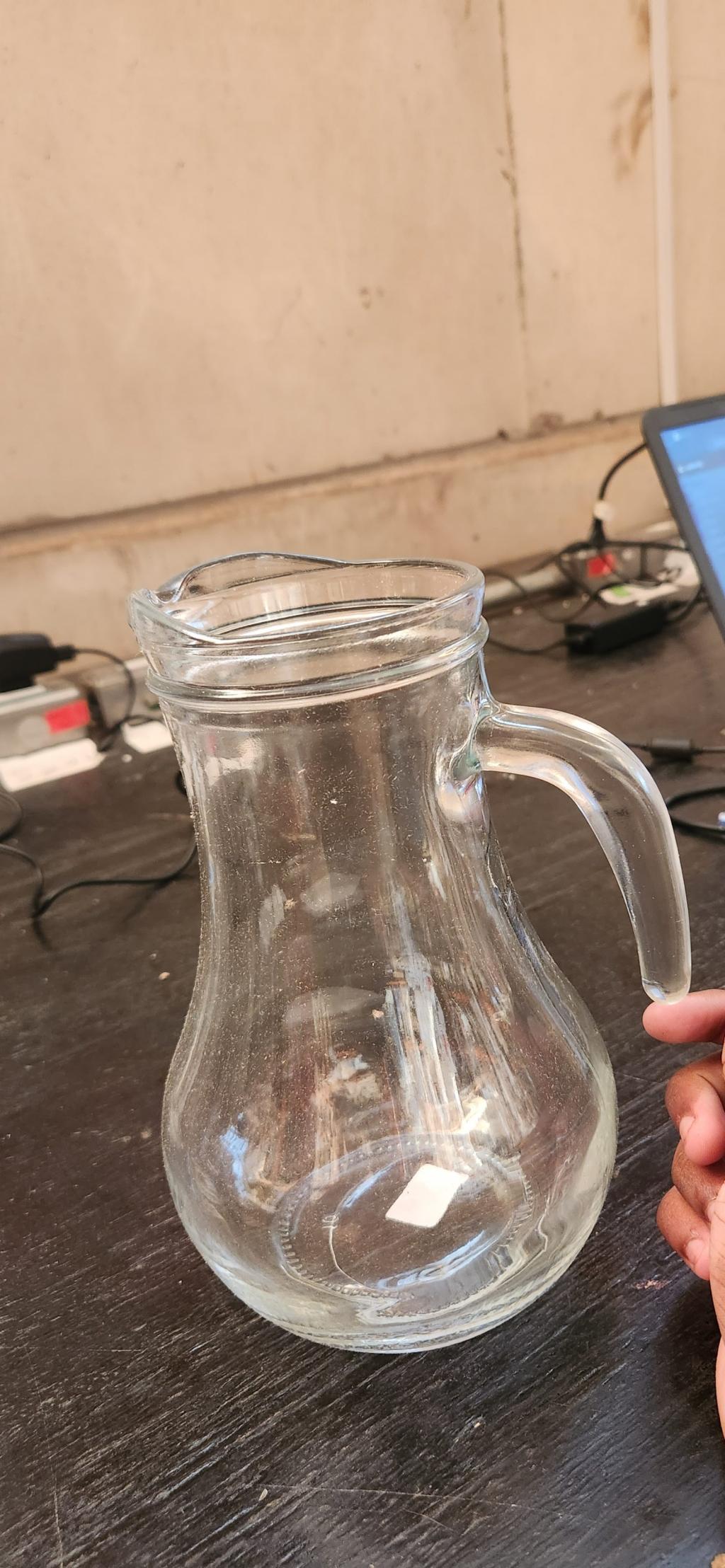 Jarra de vidro borossilicato com tampa