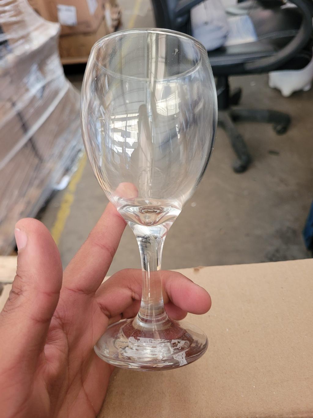 Taça de vidro para vinho
