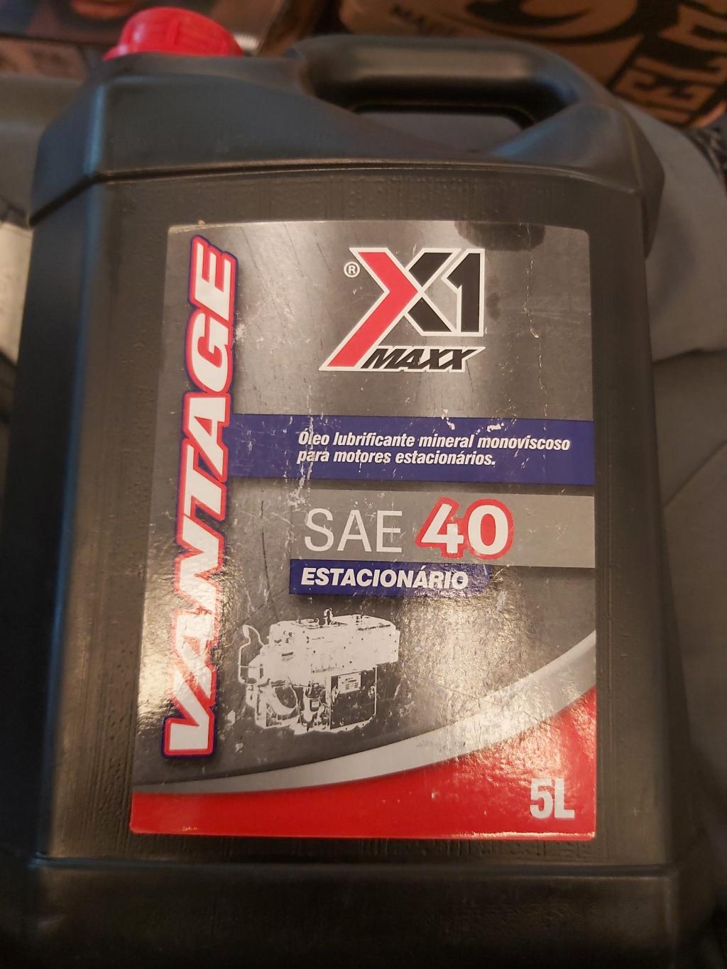 Óleo lubrificante mineral monoviscoso SAE 40 para motores estacionários