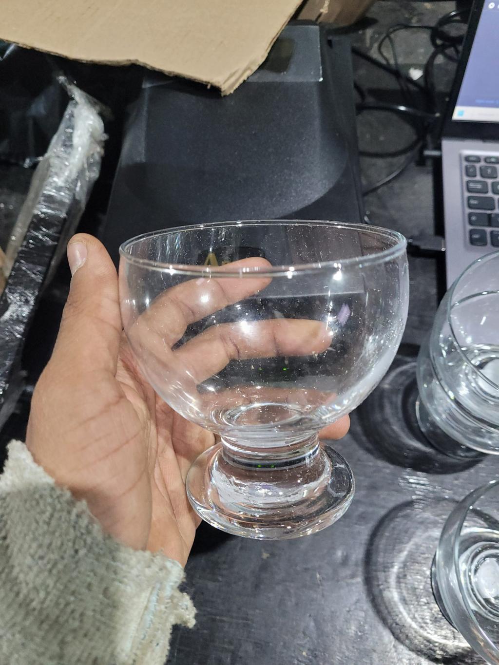 Taça de vidro para sobremesa