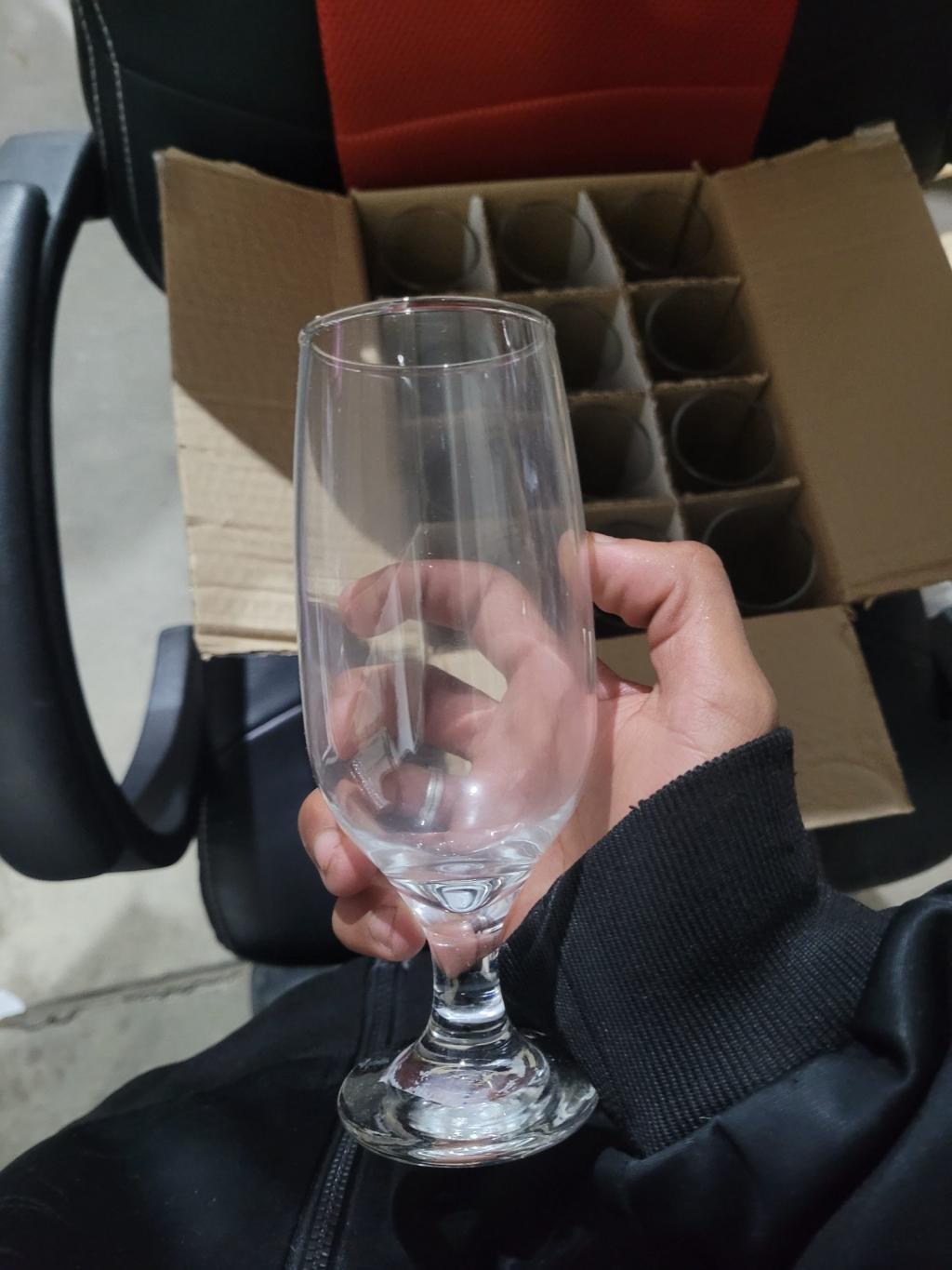 Taça de vidro para bebidas