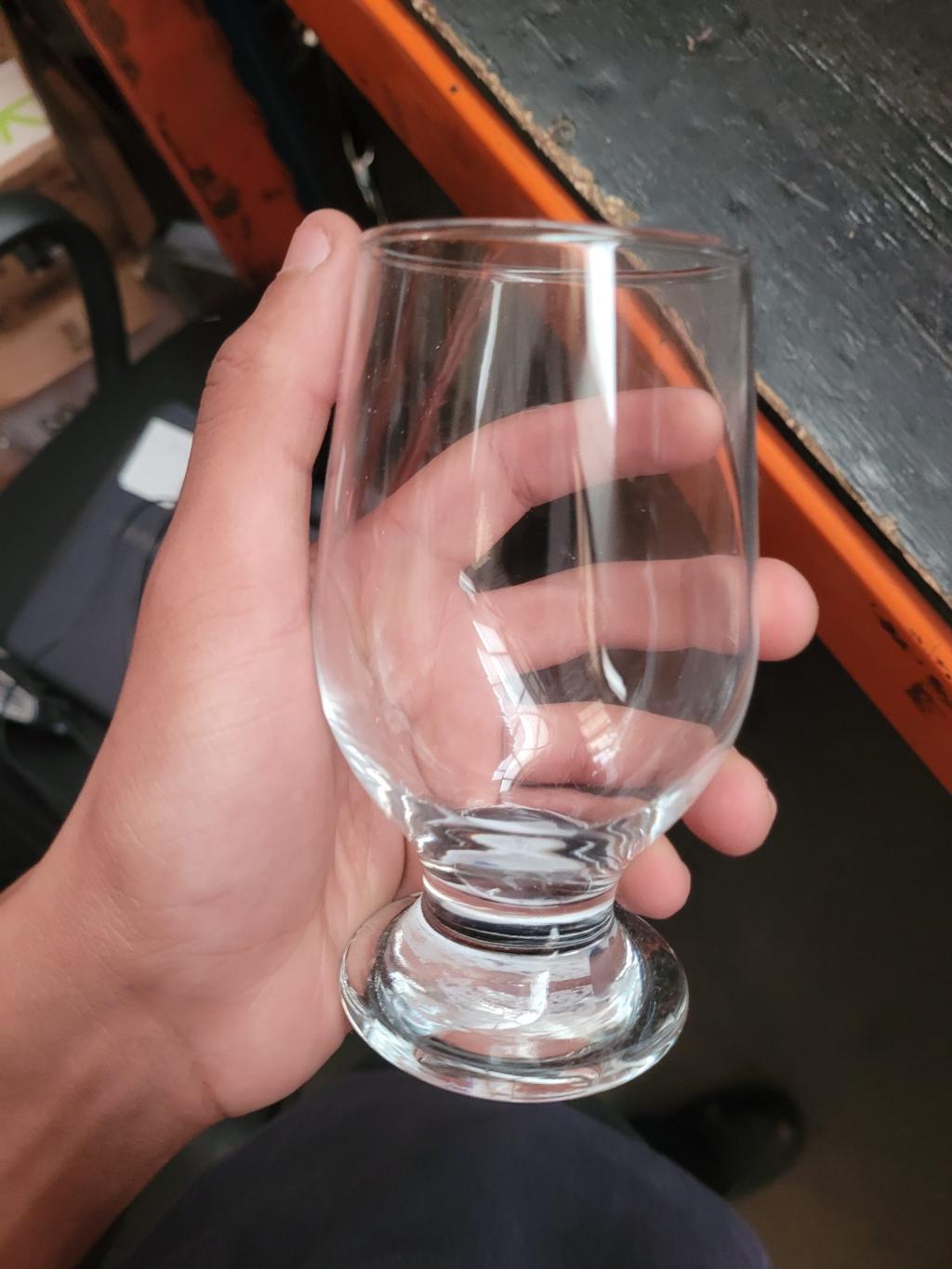 Copo de whisky de vidro