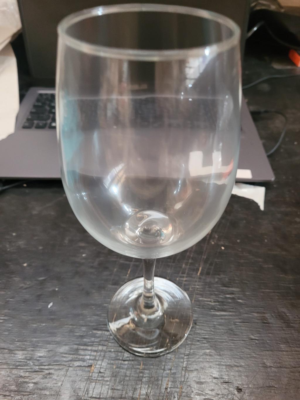 Taça de vidro para vinho ou bebida