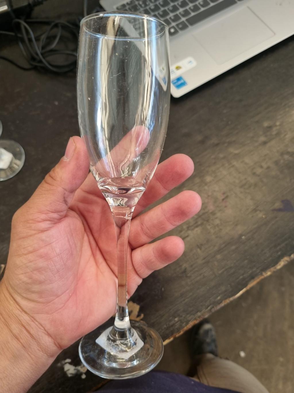 Taça de vidro para bebidas