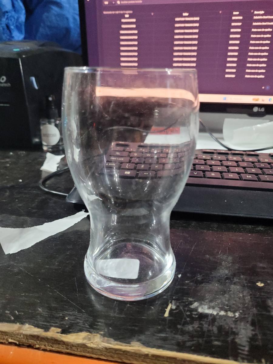 Copo de vidro tipo tumbler
