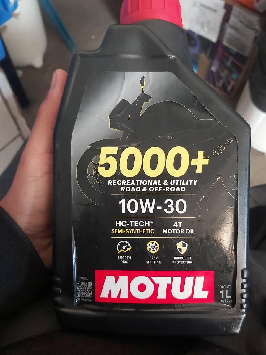 Óleo para motor 4 tempos semi-sintético 10W-30