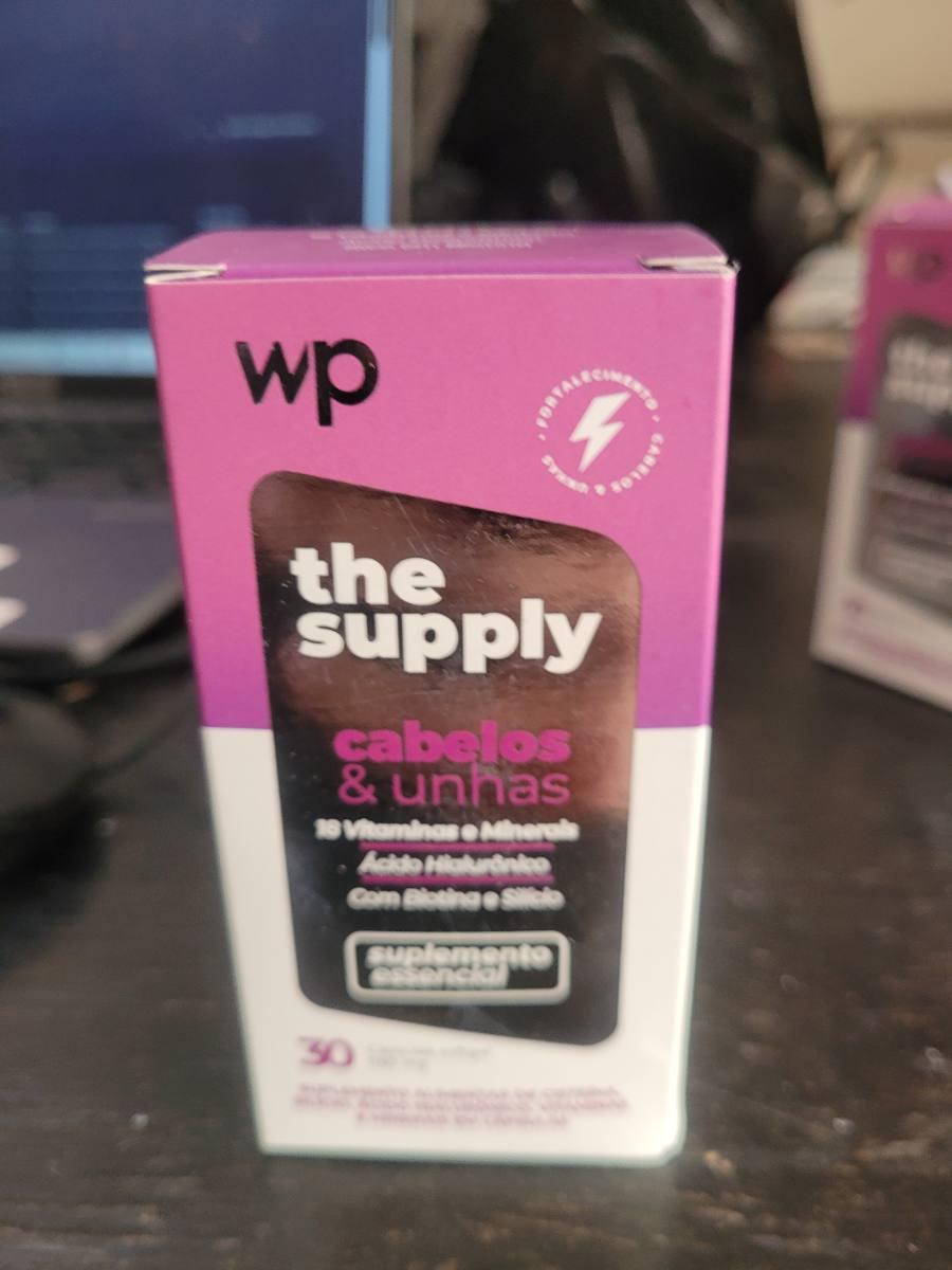Suplemento vitamínico para cabelos e unhas