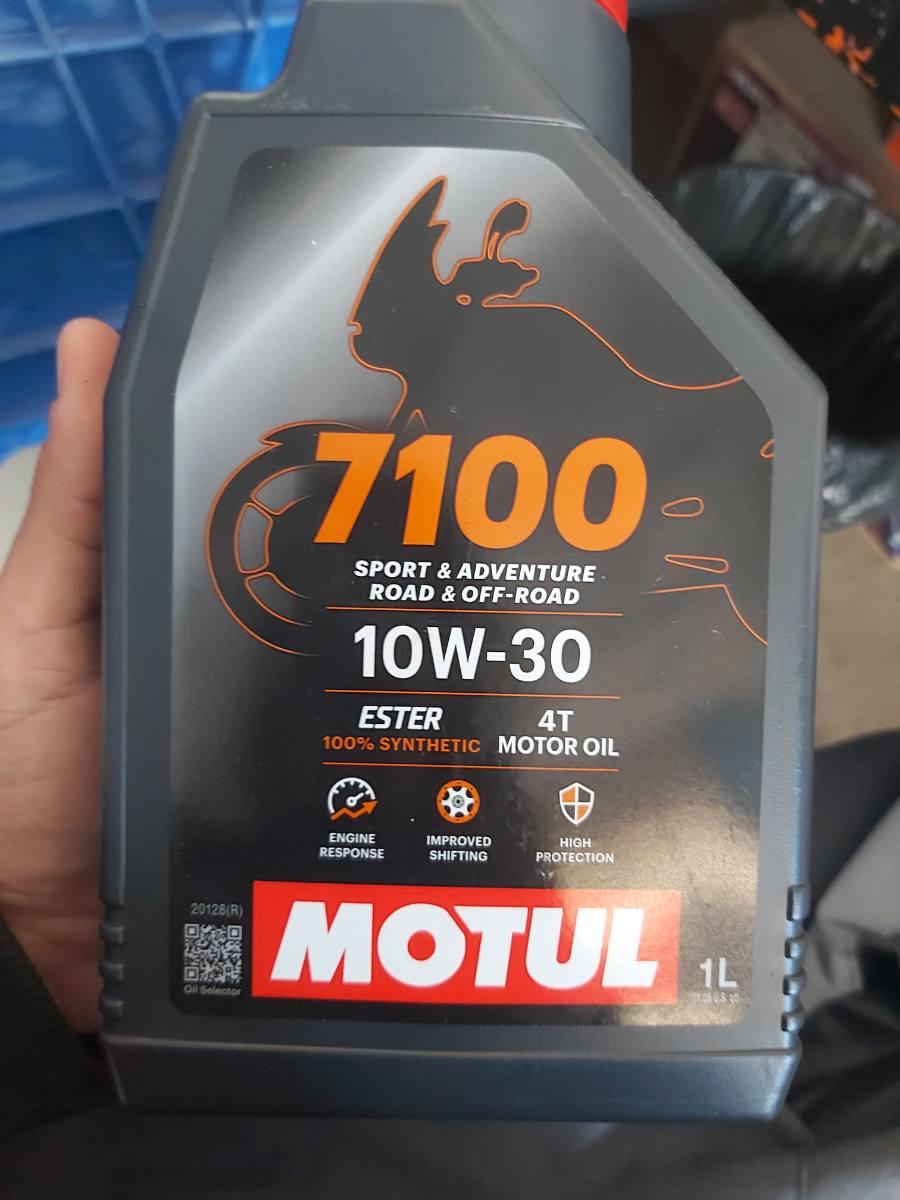 Óleo para motor 4 tempos 10W-30 sintético