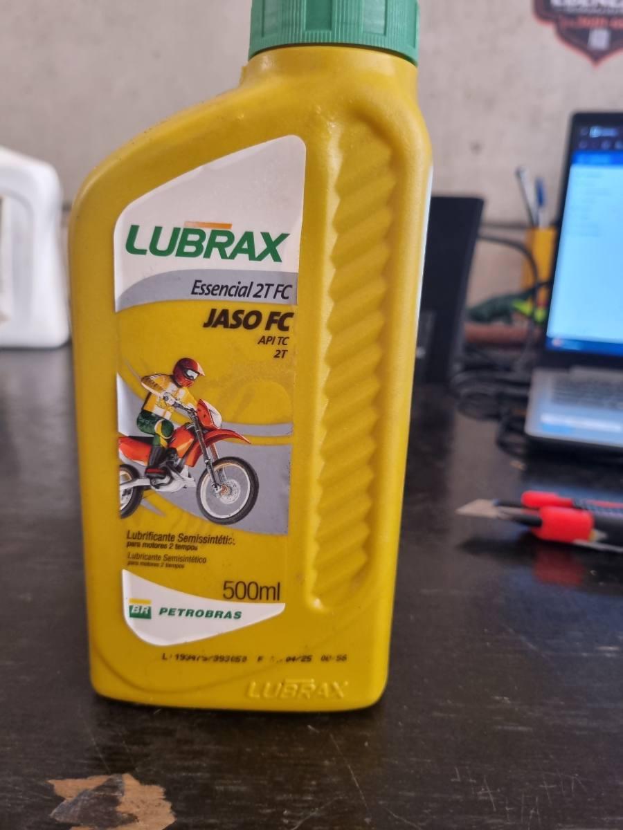 Lubrificante semissintético para motores 2 tempos