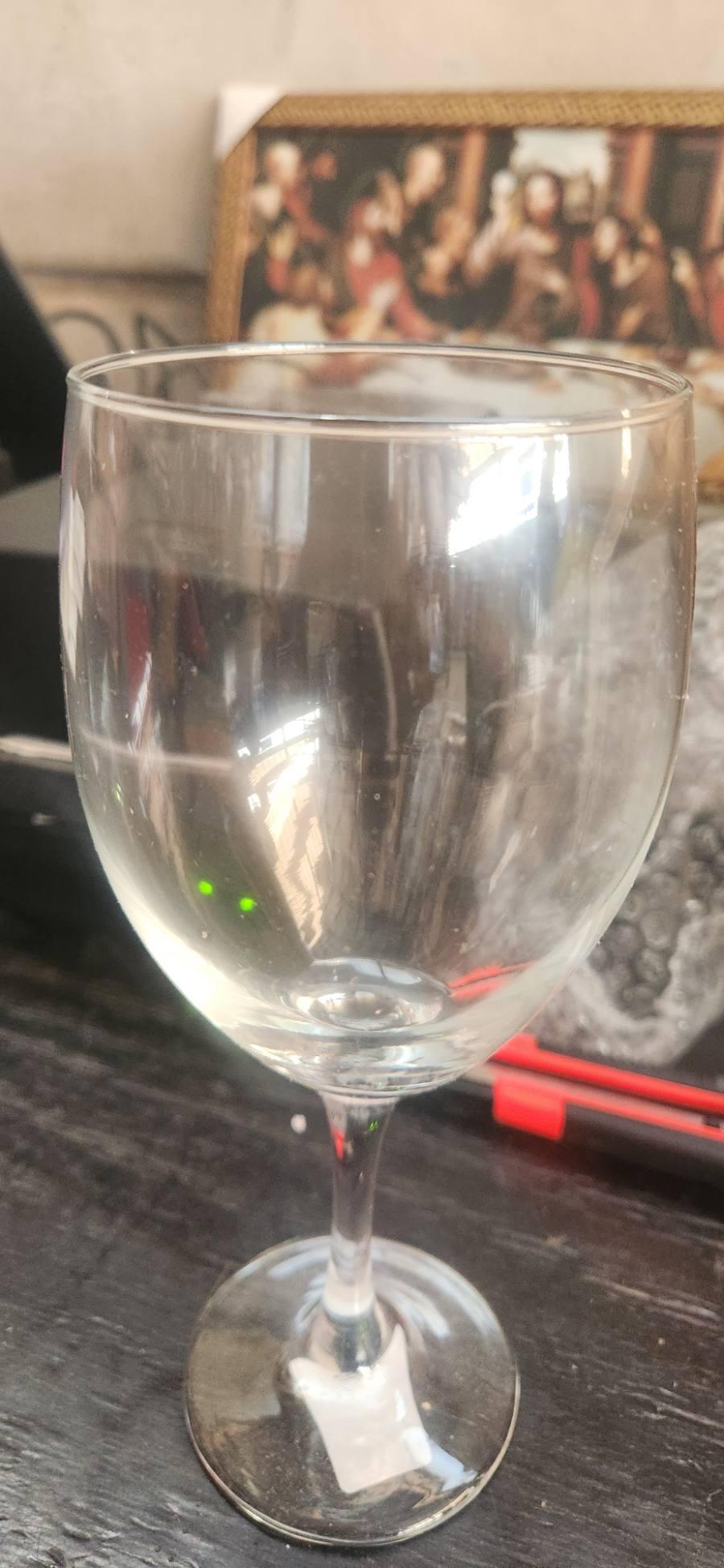 Taça de vidro para vinho