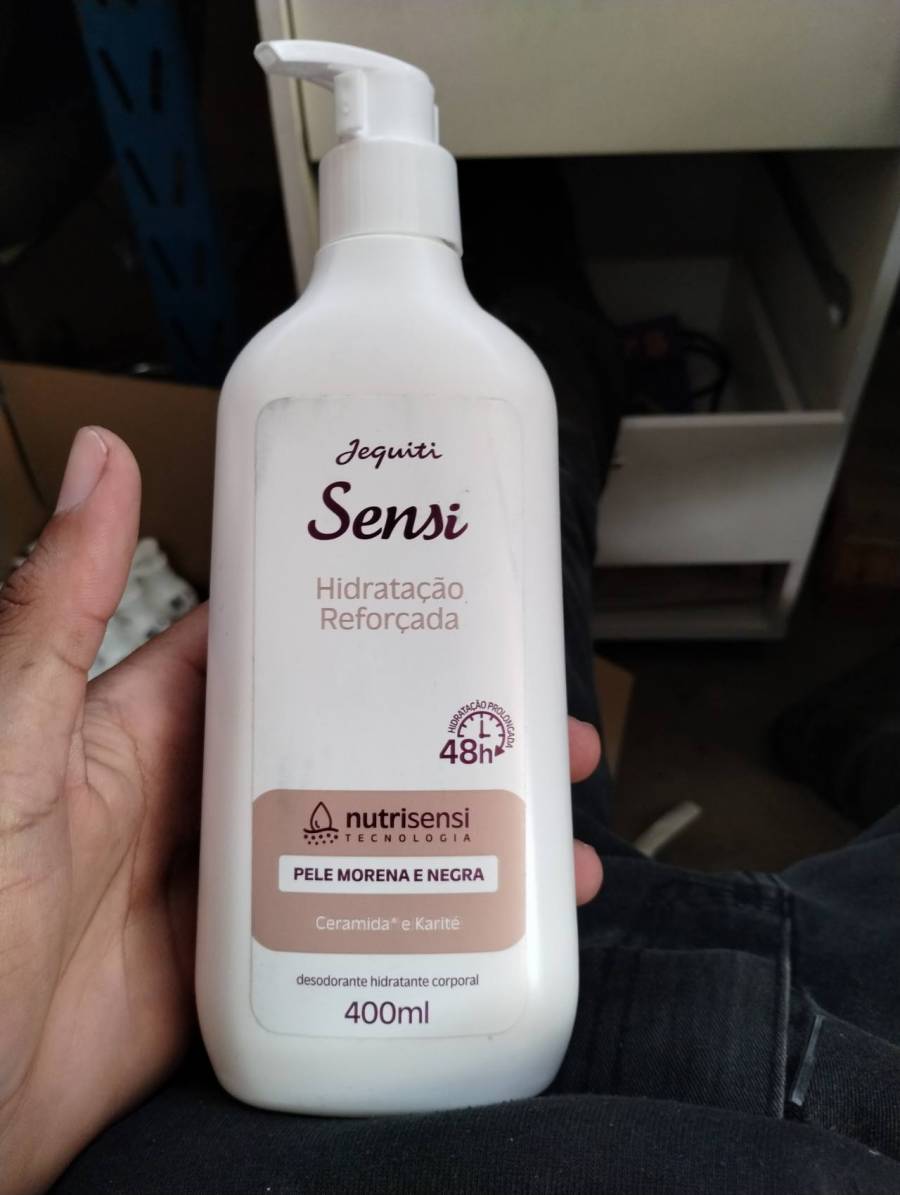 Desodorante hidratante corporal Sensi Hidratação Reforçada