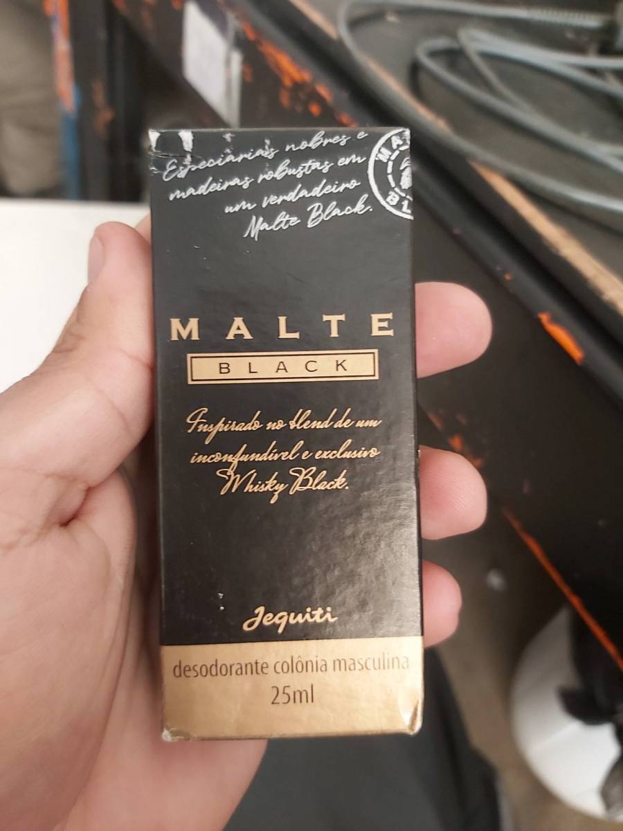 Desodorante colônia masculina Malte Black