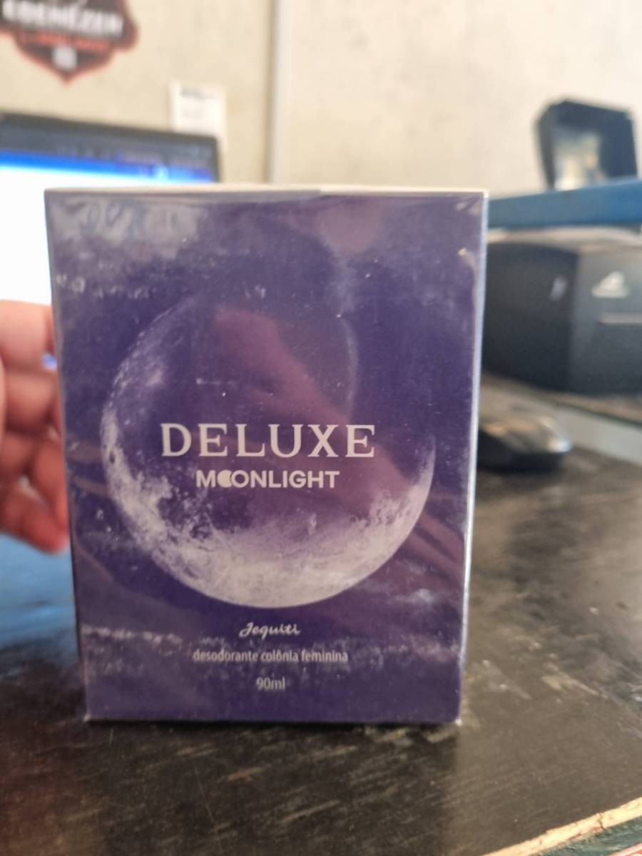 Desodorante colônia feminina Deluxe Moonlight