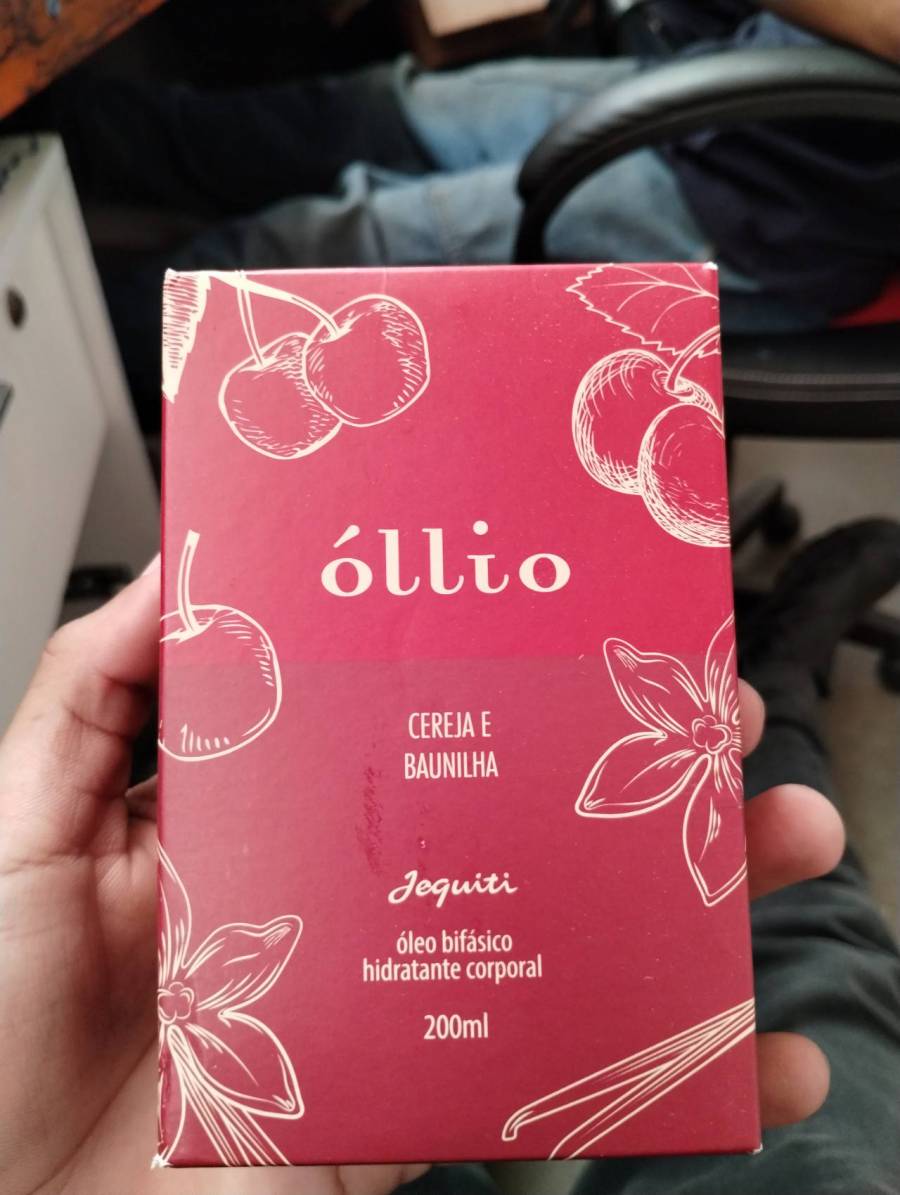 Óleo bifásico hidratante corporal cereja e baunilha