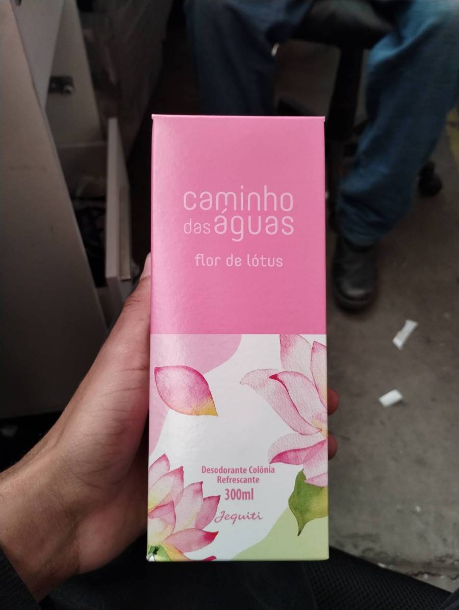 Desodorante Colônia Refrescante Flor de Lótus