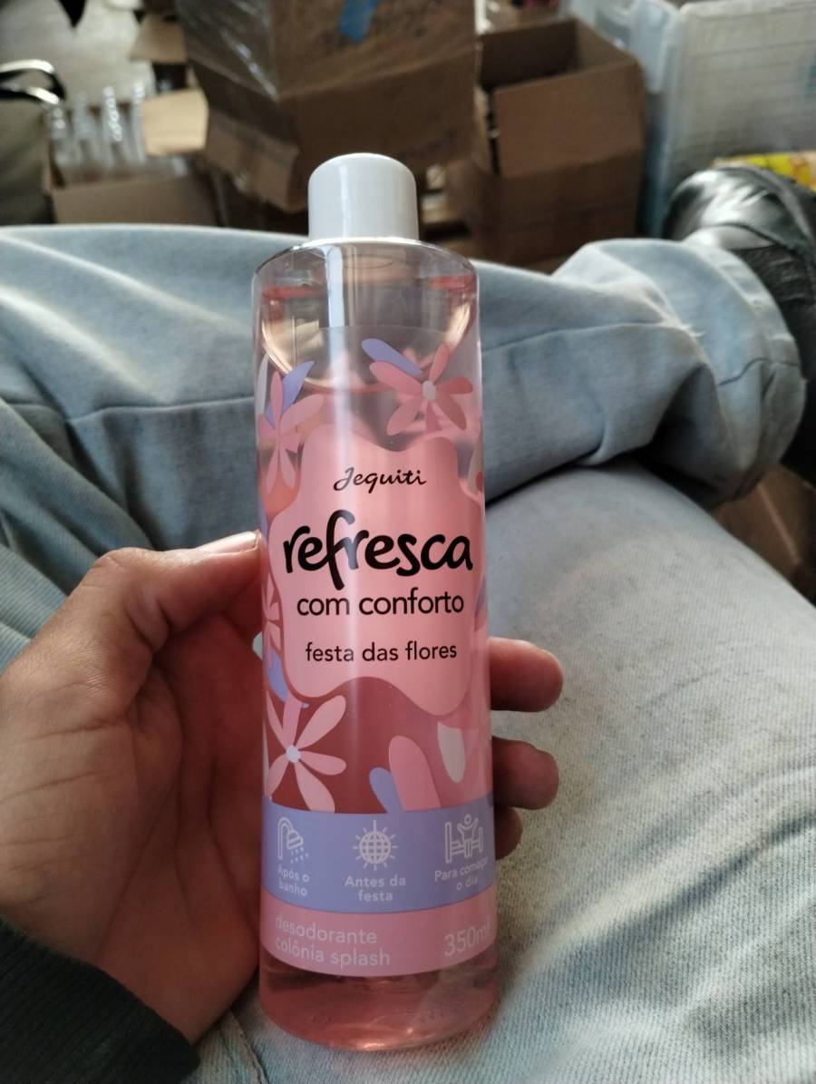 Desodorante colônia splash Refresca com conforto festa das flores