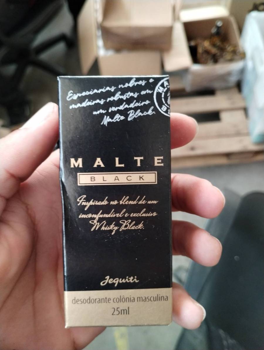 Desodorante colônia masculina Malte Black