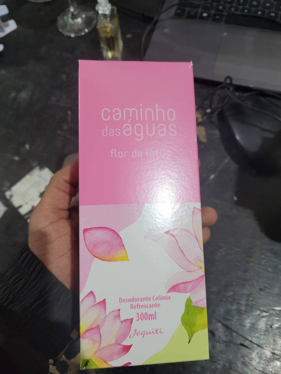 Desodorante Colônia Refrescante Caminho das Águas Flor de Lótus