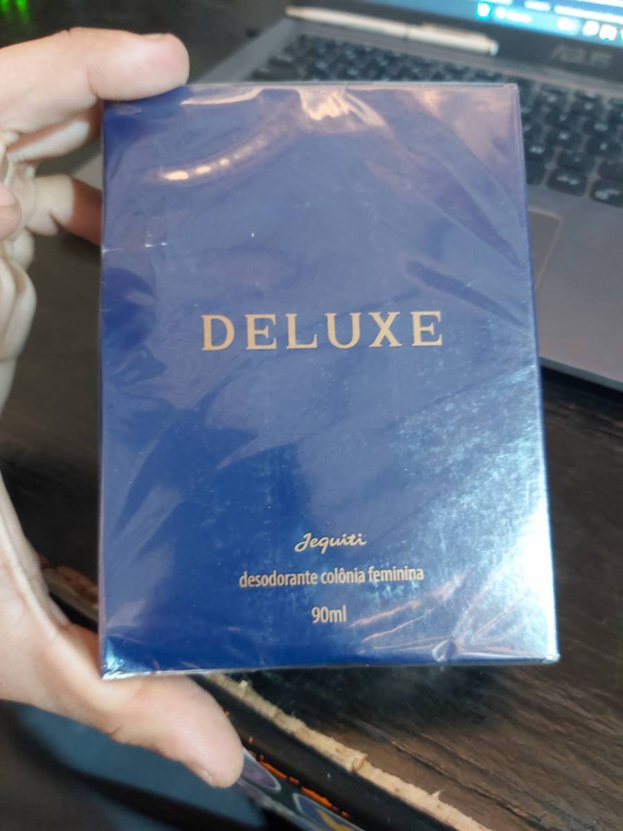 Desodorante colônia feminina Deluxe