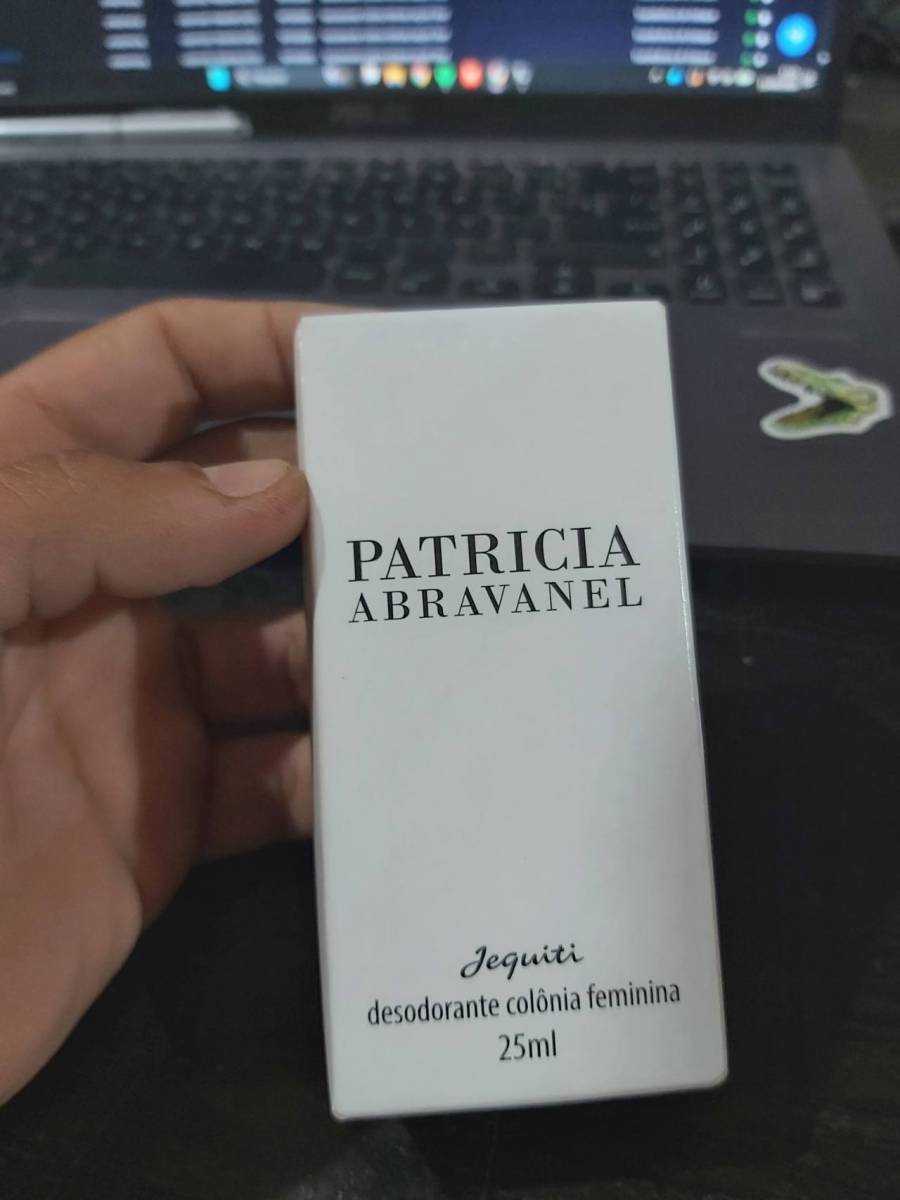 Desodorante colônia feminina Carlinhos Maia Jequiti 25ml