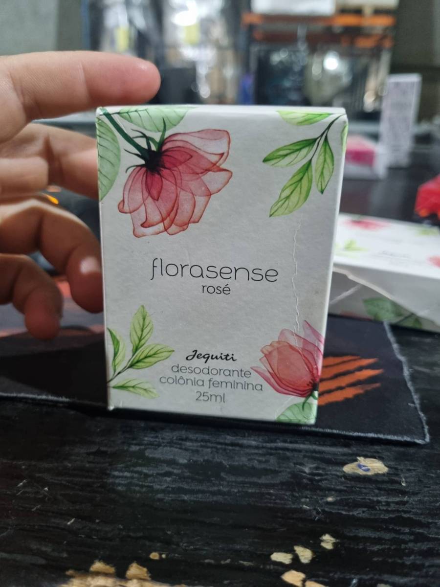 Desodorante colônia feminina Florasense Rosé