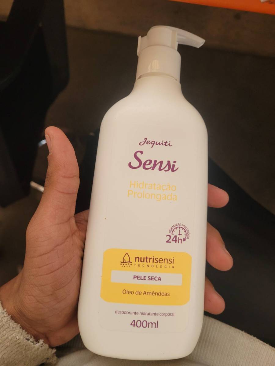 Loção hidratante corporal Sensi Hidratação Prolongada