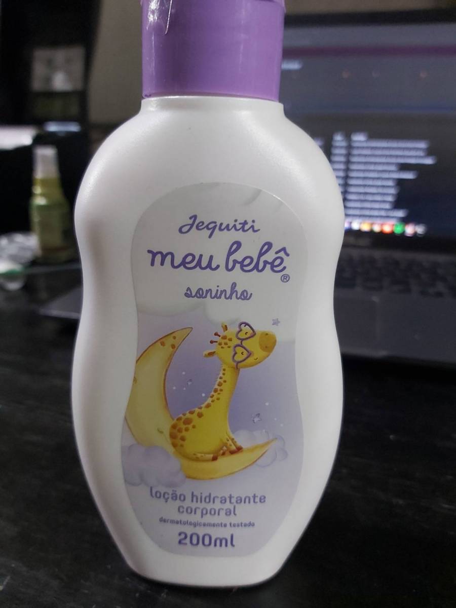 Loção hidratante corporal para bebê