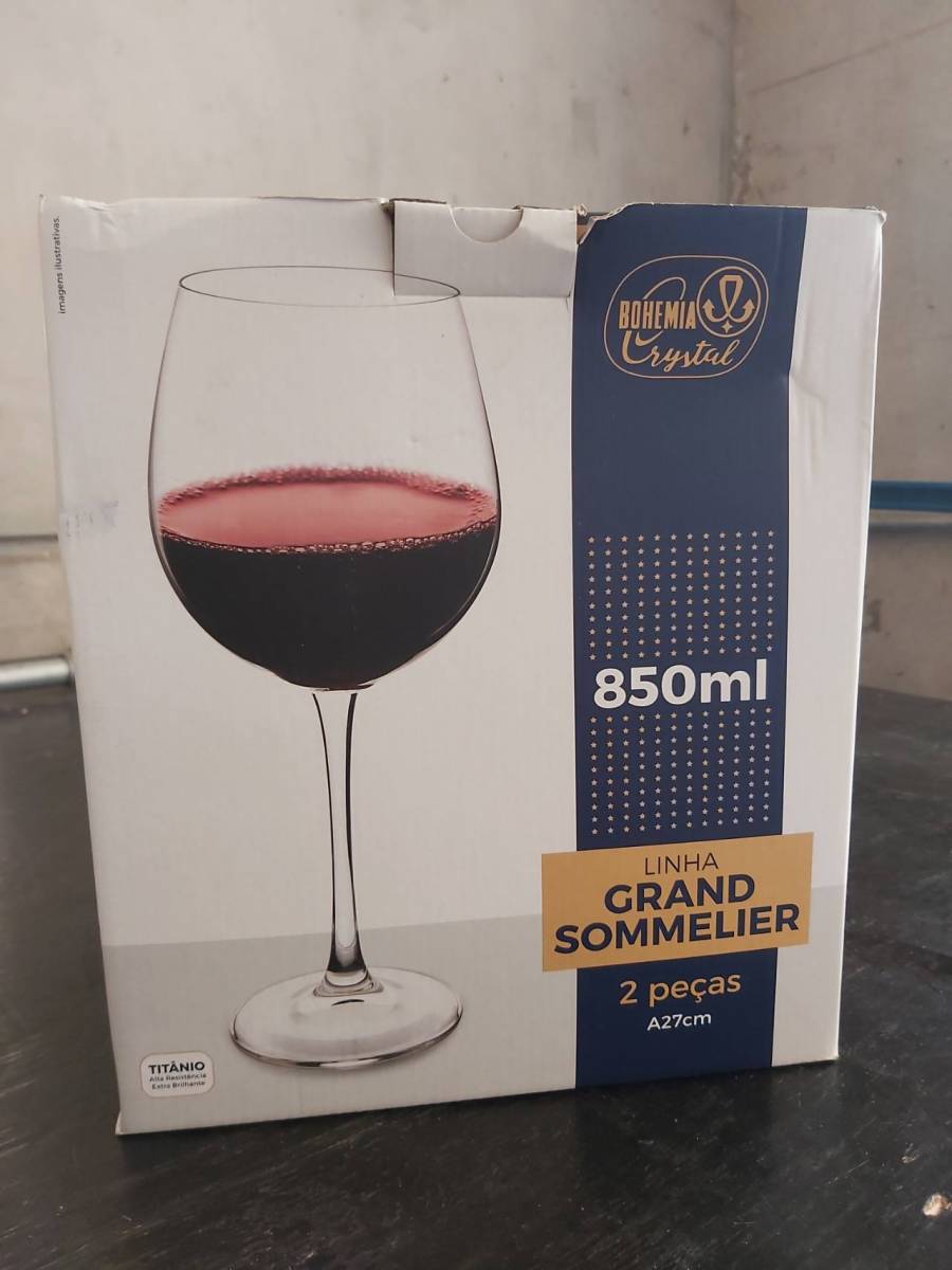 Conjunto de taças de vinho