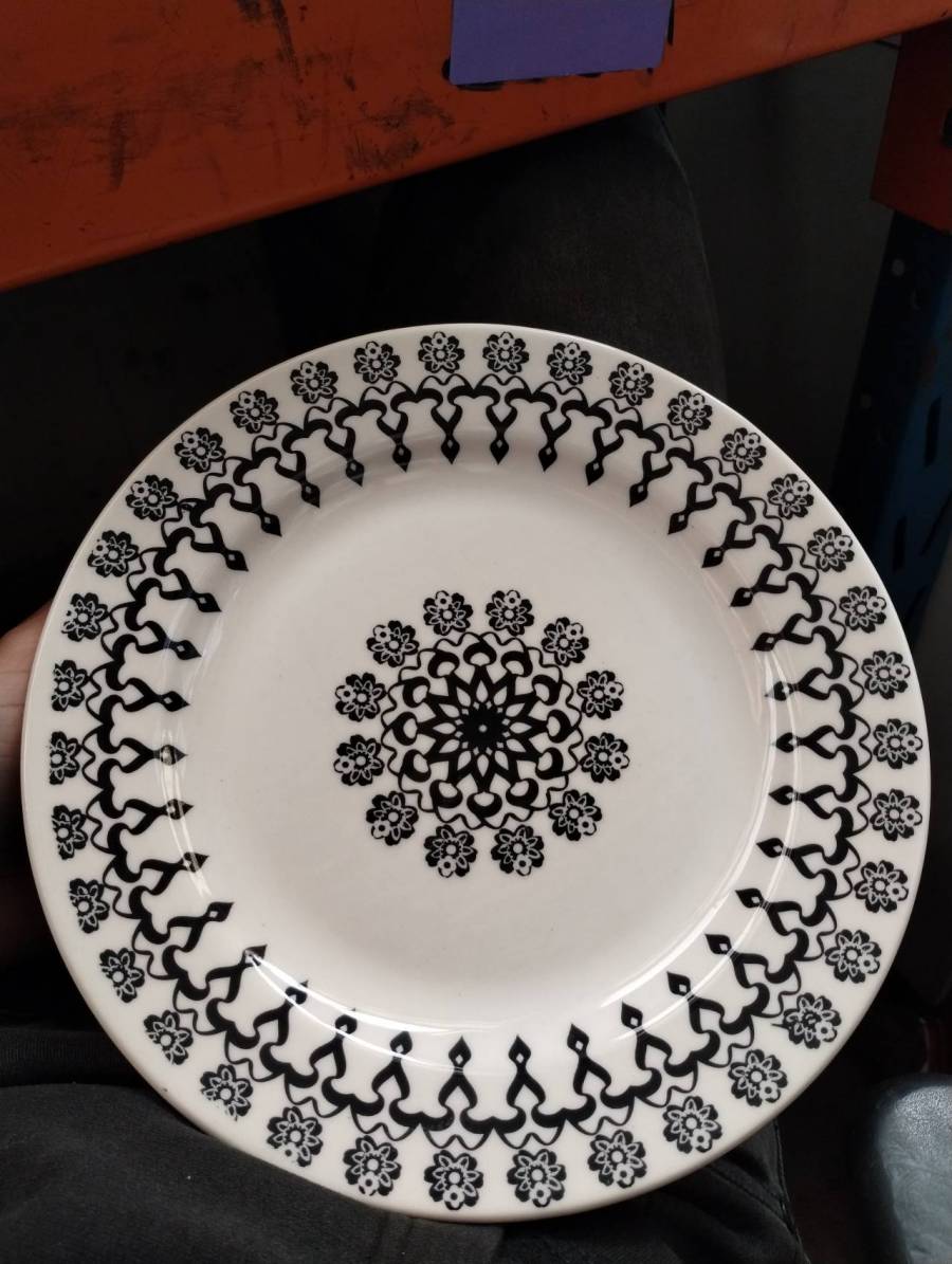 Prato de cerâmica decorativo
