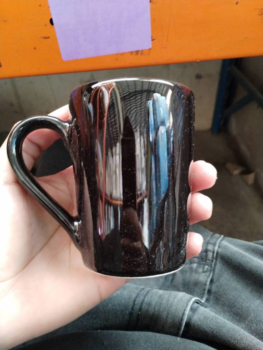 Caneca de cerâmica