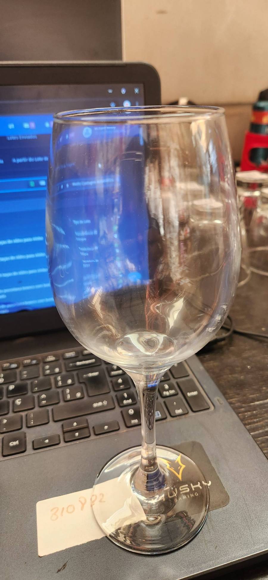 Taça de vidro para vinho