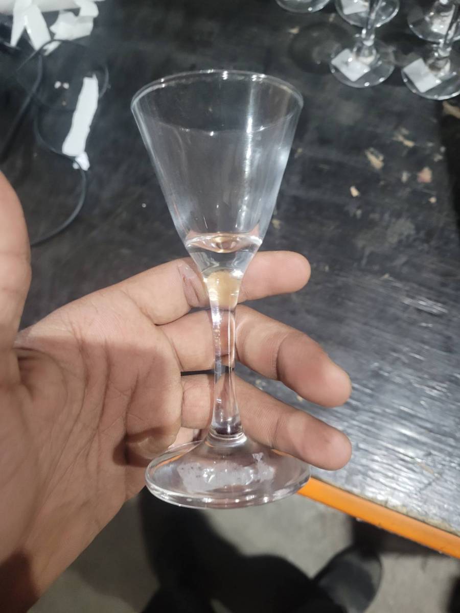 Taça de vidro para bebidas