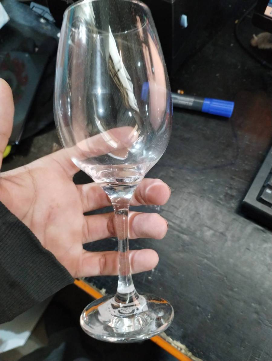 Taça de vidro para vinho