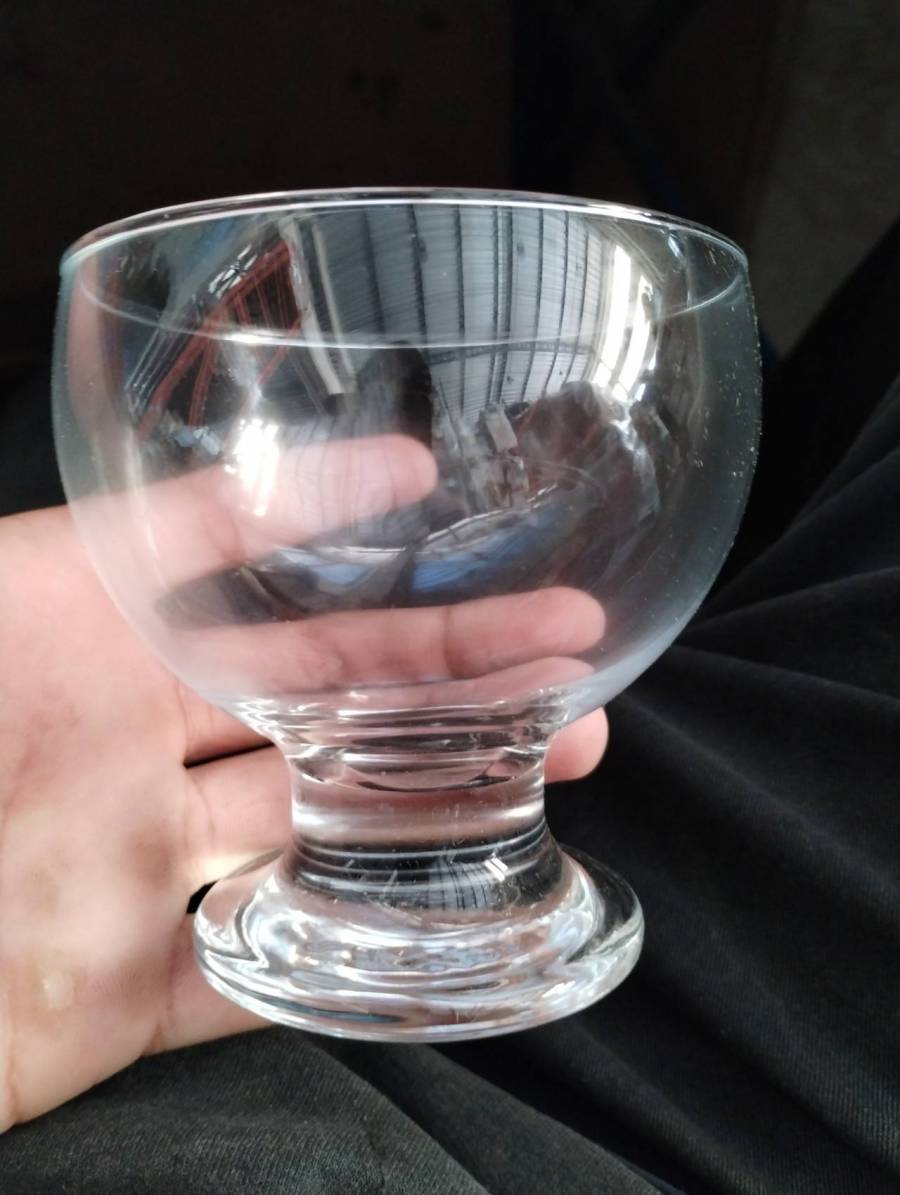 Taça de vidro para bebida