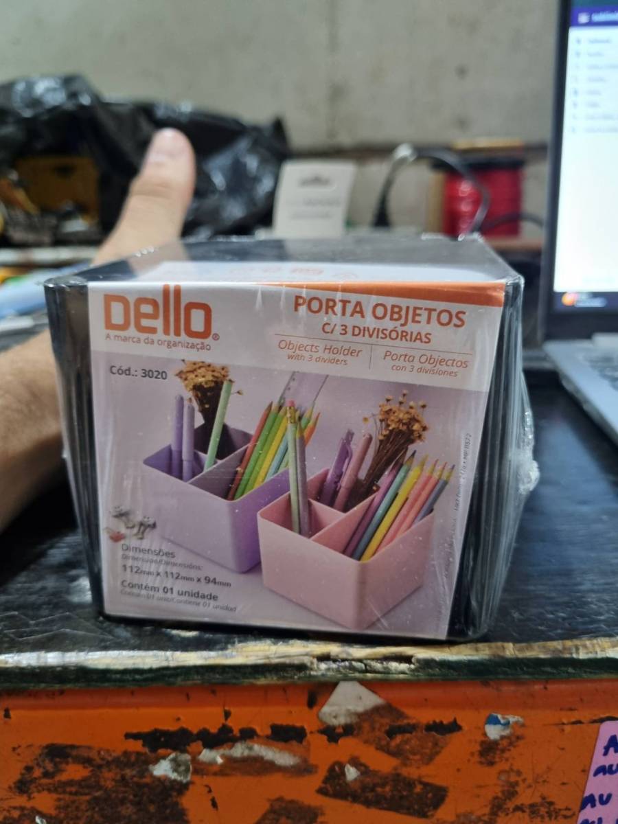 Porta objetos com 3 divisórias