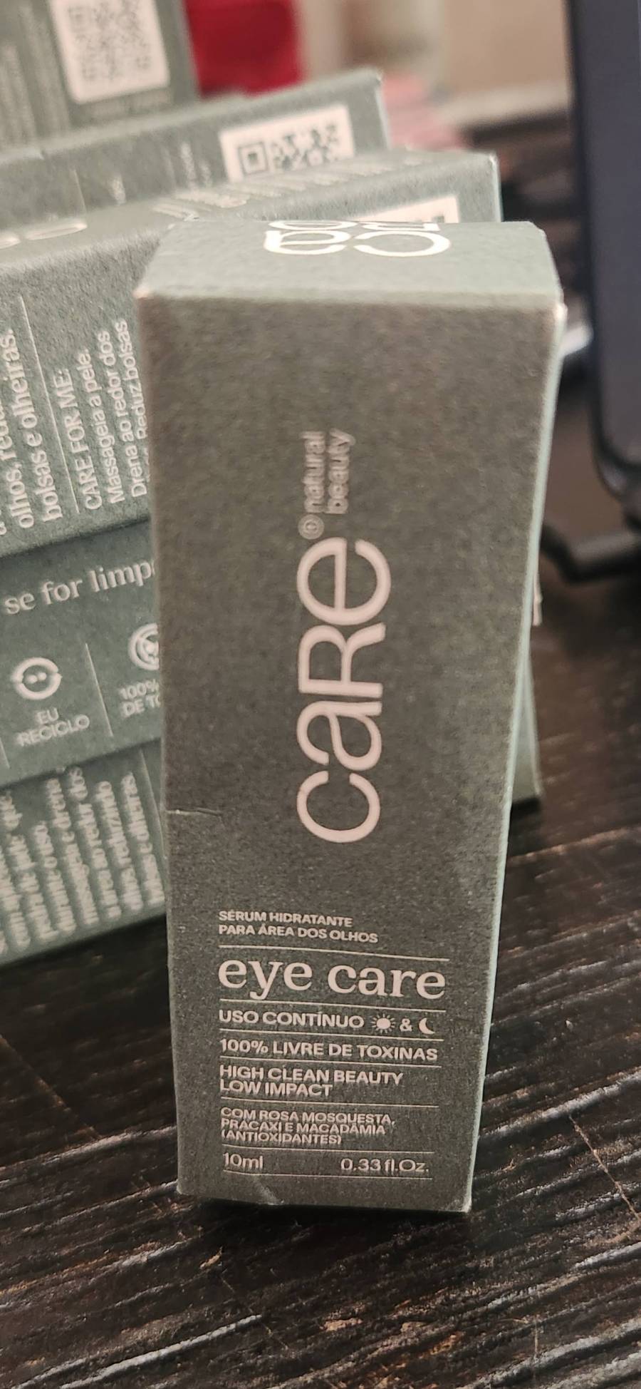 Sérum hidratante para área dos olhos