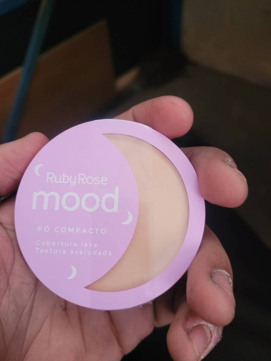 Pó compacto Ruby Rose Mood